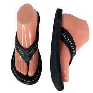 Flojos Black Leather Thong Flip Flop Casual Summer Women’s Size 7